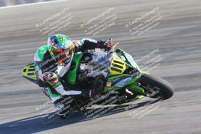 media/Nov-17-2024-CVMA (Sun) [[1fec520723]]/Race 11-Amateur Supersport Open/